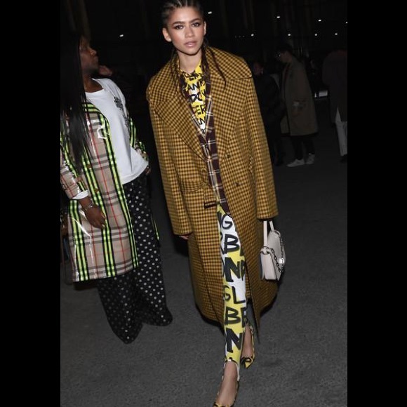 burberry new & authentic graffiti stirrup leggings - Picture 7 of 16